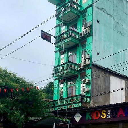 Aparthotel Khach San Cuong Thao Ha Giang Exterior foto